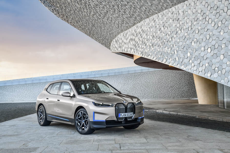 2021 BMW iX 