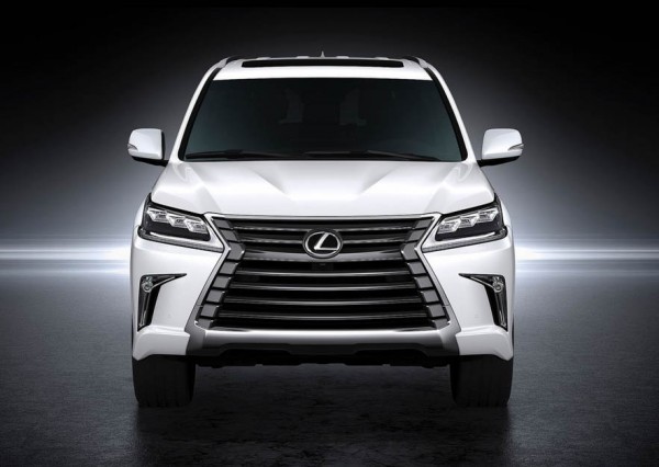 Lexus lx600 фото