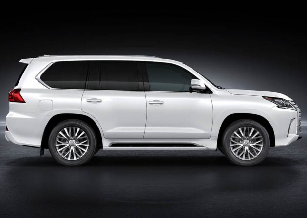 Lexus lx600 фото