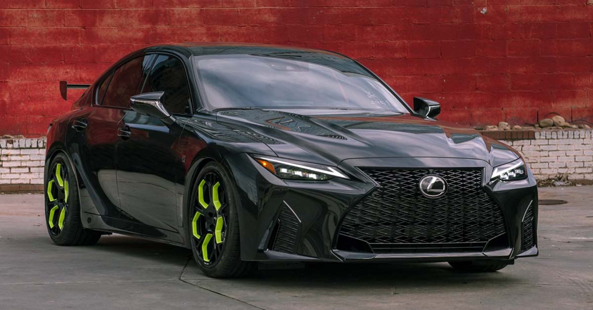 Lexus IS 500S Daytona 现身：超帅气四门轿跑，最后的V8自然进气引擎魅力！