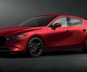 Mazda 魂晶红配色再优化，推出全新 Artisan Red Premium Metallic，未来将逐步下放至全系车型上！