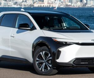 消费者转向选择电动车，Toyota 用户品牌忠诚度下滑。