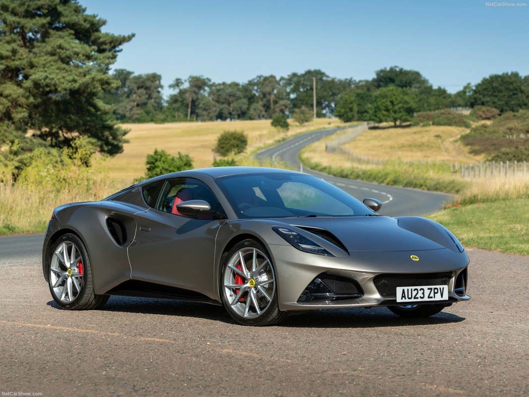 Lotus Emira i4 First Edition 登陆大马：AMG 2.0引擎、本地售价RM 998,800！