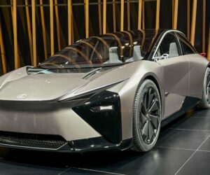 2023 JMS：Lexus LF-ZC 概念车登场，最远续航有望超 1,000km，采用一体车身压铸技术，预计 2026 年量产。