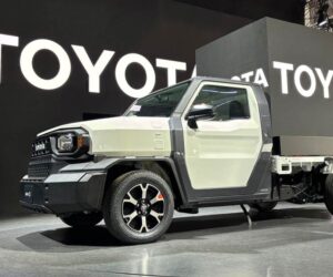 2023 JMS：Toyota IMV 0 概念车，未来新一代 Hilux 雏形，具有多种变化能力的皮卡。