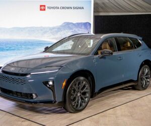 更实用的皇冠！Toyota Crown Signia 登场：主打户外运动的豪华 SUV 车型。