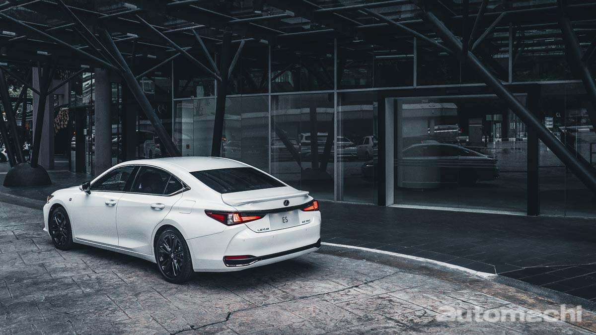 Lexus ES 大改款将在2024年登场：更帅更智能化、或搭载全新涡轮混动引擎？