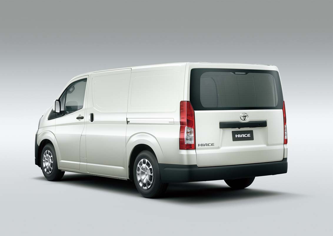 Toyota HiAce 大改款即将登陆我国、搭载2.8L柴油引擎+TSS 系统，本地售价预计RM 150,000起？