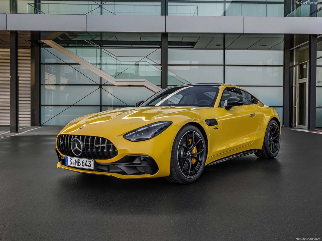 Mercedes-AMG GT43 正式发布：2.0L涡轮+F1 技术、极速可达278 km/H！