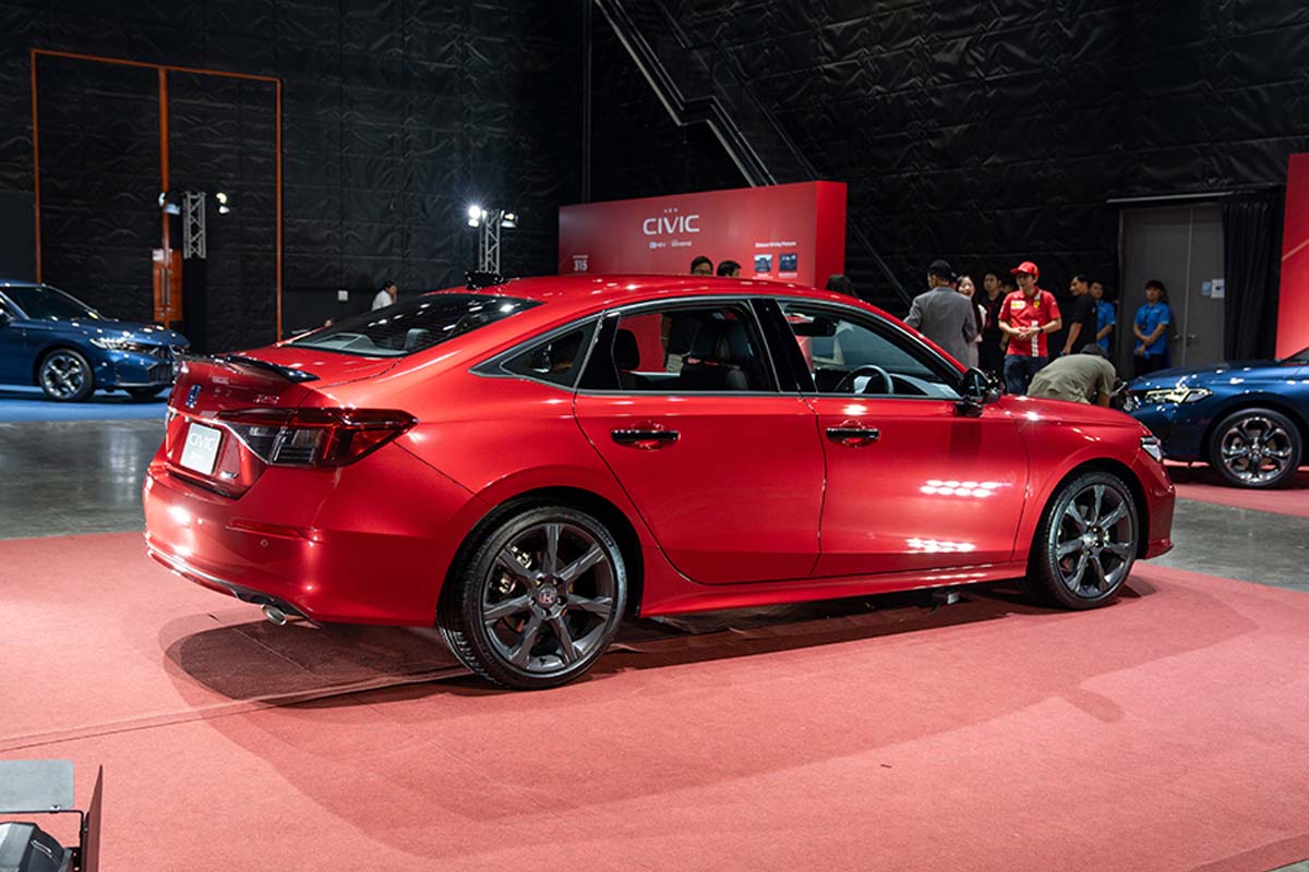 Honda Civic 小改款登陆泰国：维持双引擎选项、预计最快今年引进大马