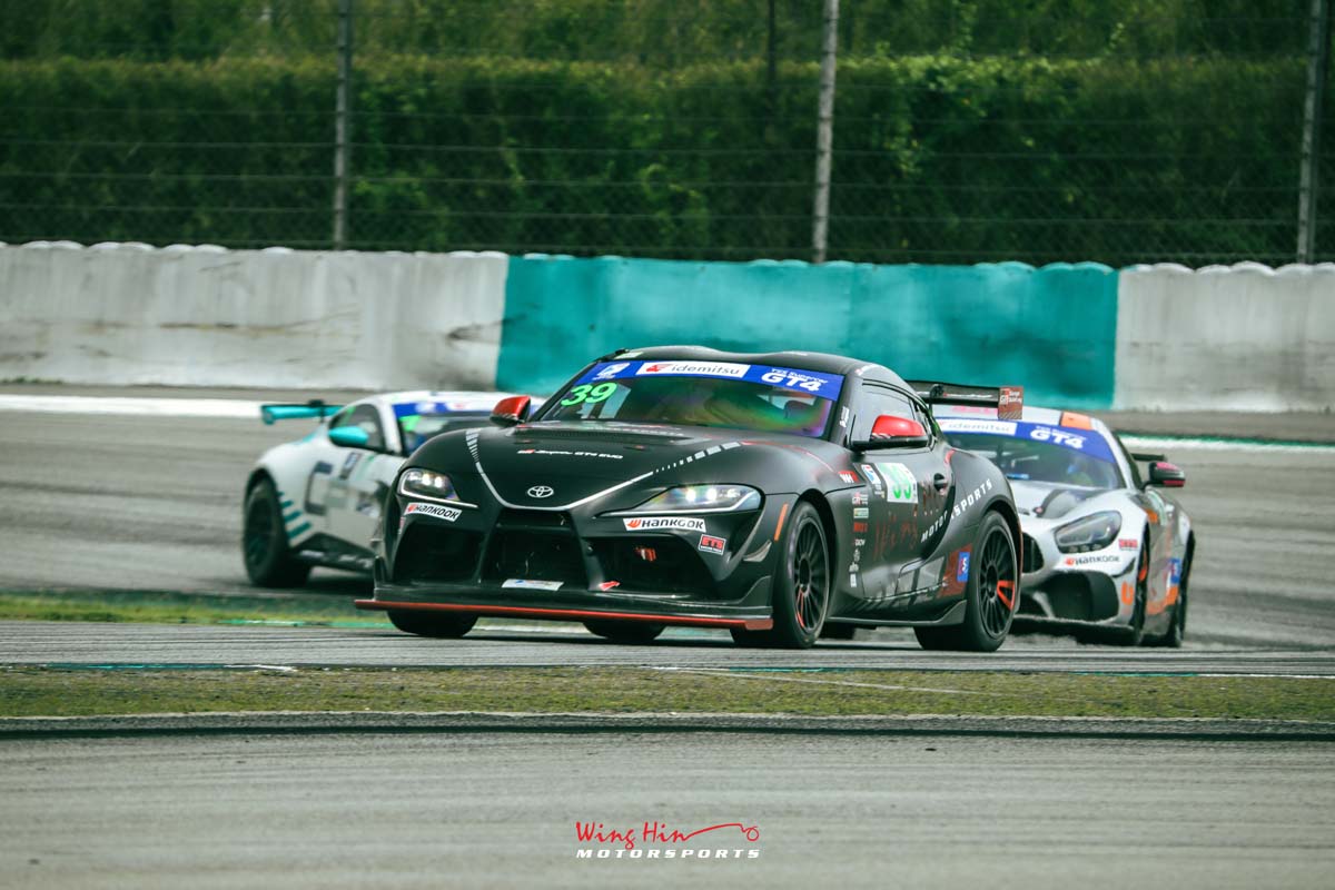 Wing Hin Motorsports 车队在泰国超级系列赛（Thailand Super Series）GT4组别中斩获首胜！