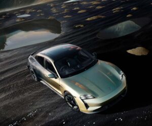 Porsche Taycan Turbo S Celestial Jade 正式在我国登场，展示近乎无限的个性化选择