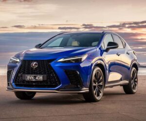 Lexus NX450h+ ：可油也可电的日系豪华SUV，动力强大油耗还低！