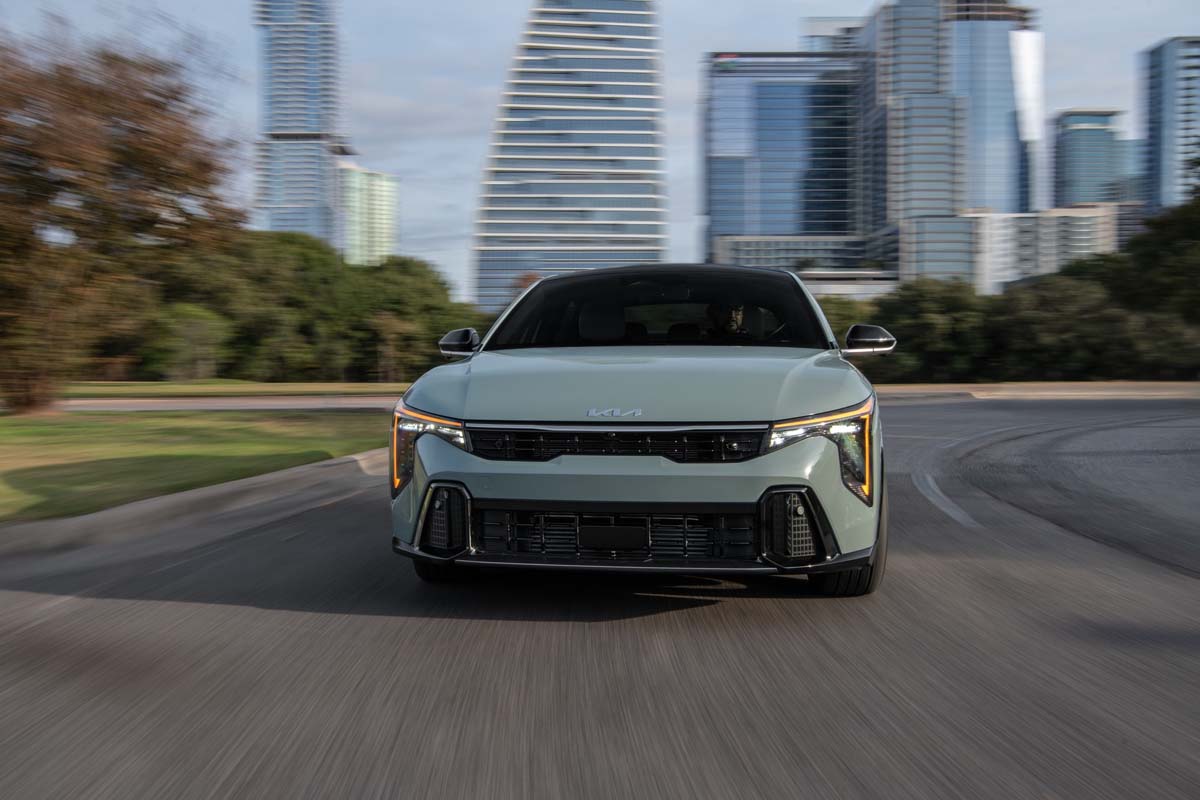 2025 Kia K4 Sedan：搭载1.6L TGDI引擎、最大马力190 Hp！