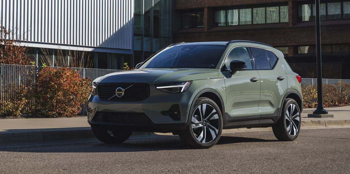 2025 Volvo XC50 B5 Plus 正式开放预订：维持2.0L涡轮增压引擎+48V轻混，售价RM 278,888