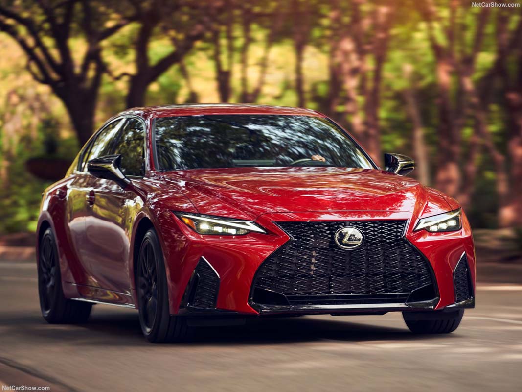 最佳个性代表：Lexus IS300 F-Sport，2.0L涡轮现在约RM 220,000即可入手！