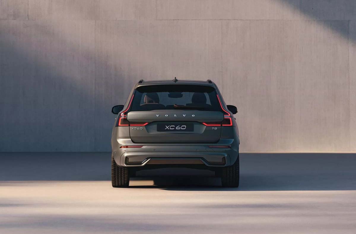 2026 Volvo XC60 正式发布：全新内装/外观设计、综合最大马力455 Hp！