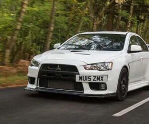 经典JDM： Mitsubishi Lancer Evo X FQ440、当年的地表最强2.0L Turbo